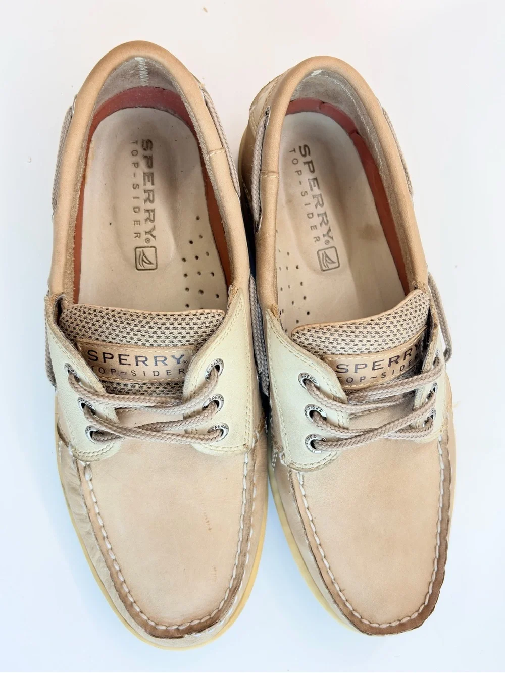 Sperry leather top